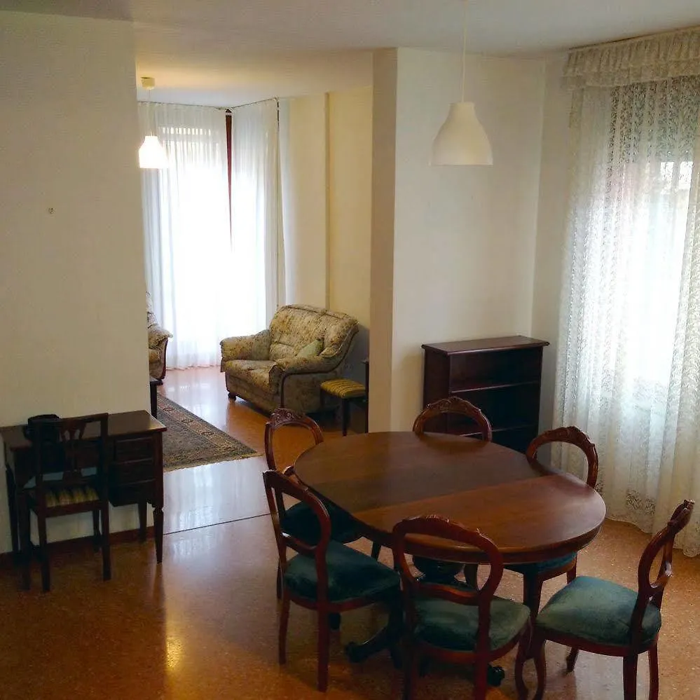Residence Giardini Benátky Apartmán